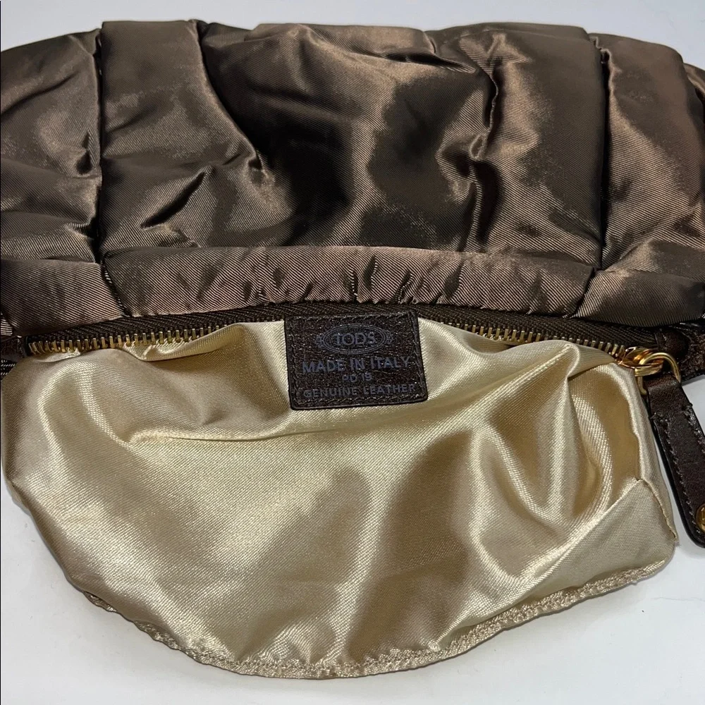 Authentic TOD’S Pashmy Pochette Mini ~ in Bronze - Picture 13 of 17